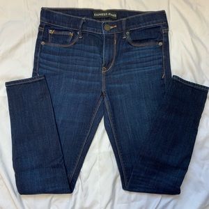 Express dark mid rise skinny jean 6 petite